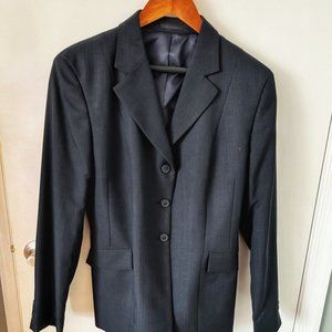 Light Weight Hunter Show Jacket- Navy